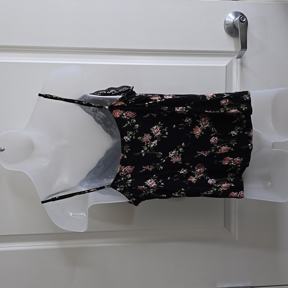 FOREVER 21 FLORAL TANK TOP‎ SIZE XL - Picture 5 of 8